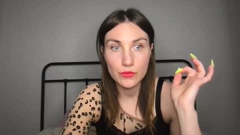 juliadaheim online show from March 30, 6:40 pm