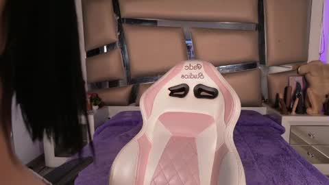 juliana_js_ online show from July 20, 7:58 pm