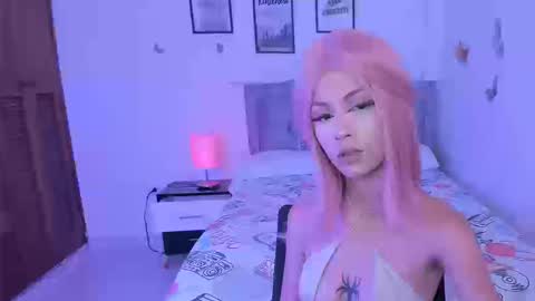 juliana online show from September 10, 1:44 pm