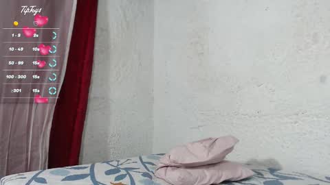 Snapshot of juliana_soto1 chatting on September 12, 2:12 am Juli online show from September 12, 2:12 am