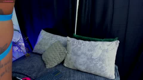 juli online show from July 9, 12:46 am