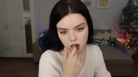 Julia online show from July 12, 8:26 am