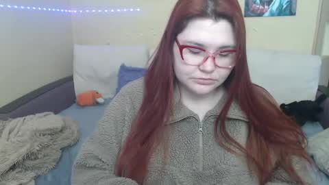 Snapshot of juliasane_ chatting on February 25, 7:09 am Jul online show from February 25, 7:09 am