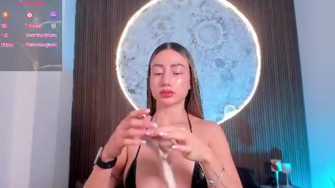 Julias online show from July 28, 4:39 pm
