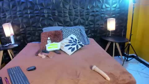 Snapshot of julie_coper chatting on January 22, 8:06 pm julie coper online show from January 22, 8:06 pm