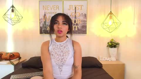 Snapshot of julie_coper chatting on September 29, 12:43 pm julie coper online show from September 29, 12:43 pm