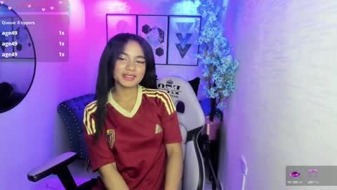 Snapshot of julie_coper chatting on September 14, 1:20 pm julie coper online show from September 14, 1:20 pm