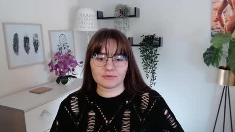 Snapshot of julie_extasy chatting on September 25, 12:37 pm Julie online show from September 25, 12:37 pm