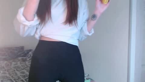 juliebeshears online show from March 5, 11:28 am