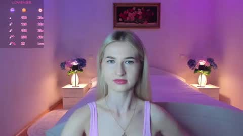 julieblazex online show from July 18, 8:55 pm