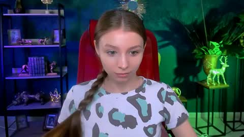 juliedaniel online show from May 27, 4:20 am