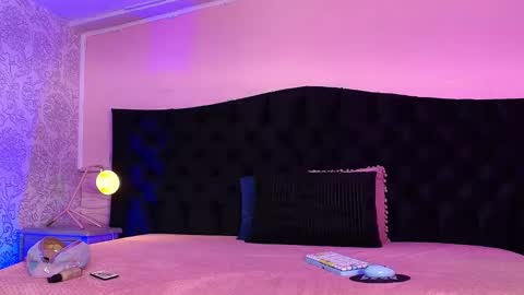 Julieta  online show from April 9, 12:10 pm