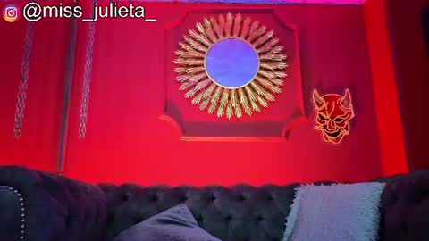  Julieta  online show from July 8, 11:56 am
