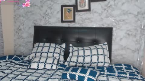 Julietahazze online show from December 14, 3:23 am