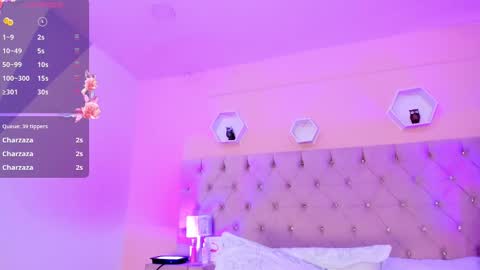 julietakane online show from March 8, 1:44 pm