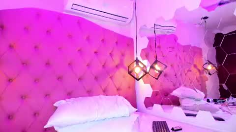 Julieta online show from July 25, 2:18 am