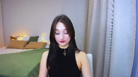 juliettemonli online show from June 11, 7:32 pm