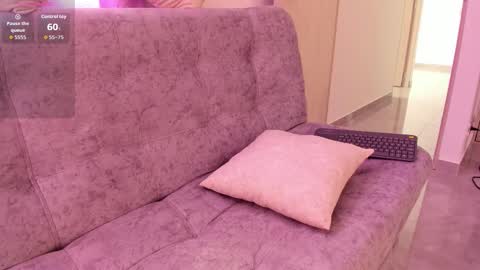 jullya    630  1330 -5 online show from January 14, 3:50 pm