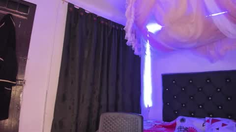 july online show from November 3, 9:30 pm