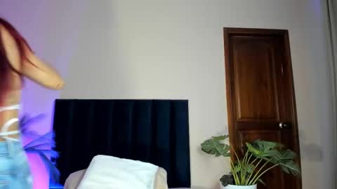 Jupiter Fox online show from March 21, 12:48 am