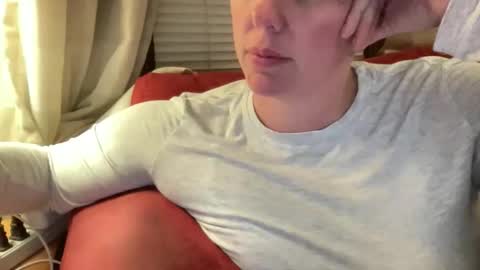 Flirty influncer online show from November 19, 10:21 pm