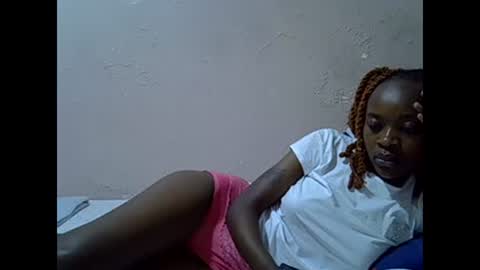 Snapshot of just_nuru chatting on March 3, 8:43 am just_nuru online show from March 3, 8:43 am