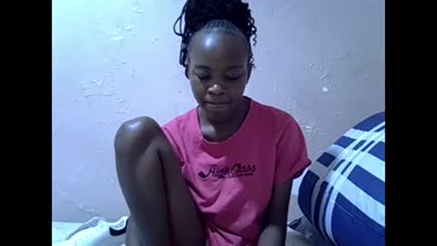 Snapshot of just_nuru chatting on February 19, 9:17 am just_nuru online show from February 19, 9:17 am