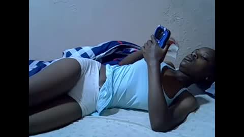 Snapshot of just_nuru chatting on February 16, 8:10 am just_nuru online show from February 16, 8:10 am