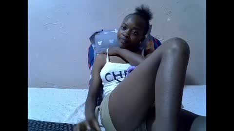 Snapshot of just_nuru chatting on January 30, 9:15 am just_nuru online show from January 30, 9:15 am