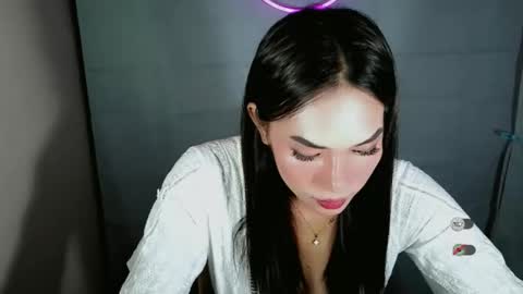 justhewayouare21 online show from April 21, 1:42 am