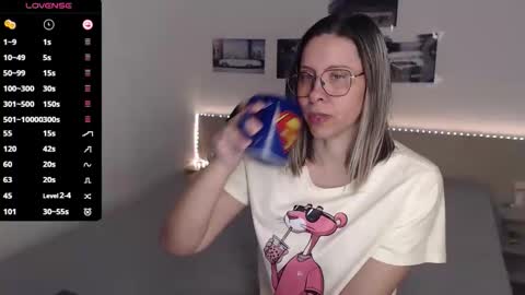 Julie online show from October 7, 5:45 am