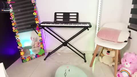 Emy online show from July 13, 10:32 pm