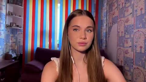 Melissa online show from July 28, 6:22 am
