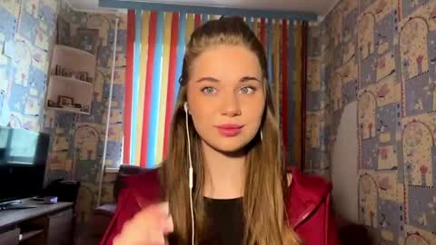 Melissa online show from May 11, 6:04 am