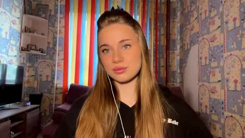 Melissa online show from May 13, 6:08 am