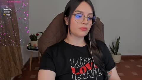 jxssicax online show from December 18, 11:51 pm