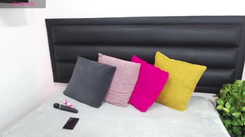 Jynx Miller online show from March 11, 3:56 pm