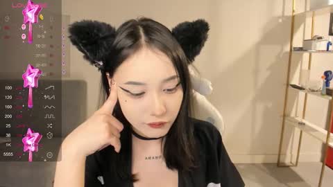 Snapshot of ka00ru_chan chatting on October 8, 8:24 pm Kaoru online show from October 8, 8:24 pm