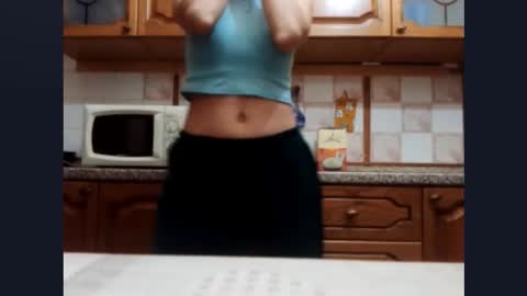Snapshot of kacilangowski chatting on October 20, 3:37 pm Nika online show from October 20, 3:37 pm