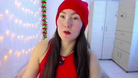 ChloeIndependient model online show from December 19, 11:08 pm