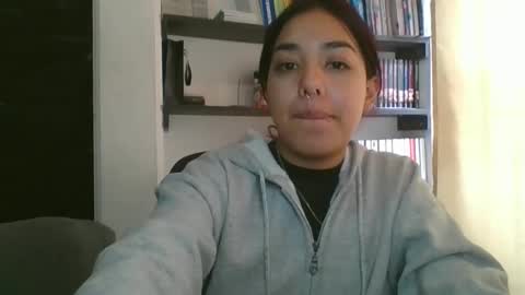 KAHELIINDEPENDENT MODEL online show from February 15, 6:55 pm