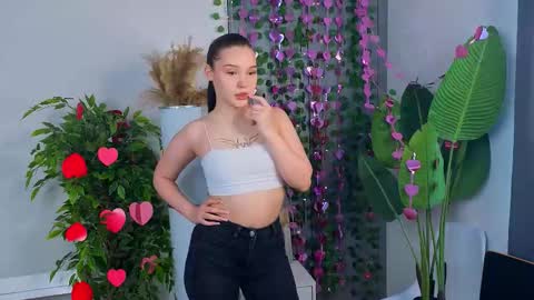 Bonnie online show from February 18, 6:45 am