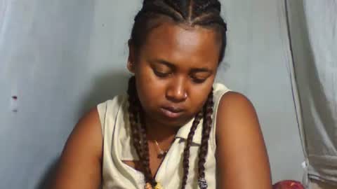 Snapshot of kaillah chatting on September 12, 8:01 am kaillah online show from September 12, 8:01 am