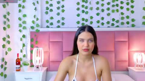 kelly online show from June 15, 11:21 am