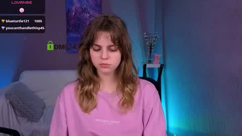 Kaisy online show from March 24, 1:49 pm