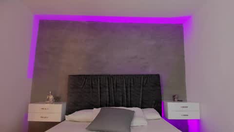 Carolina   online show from March 12, 5:28 pm