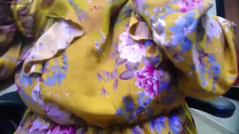 Alisha online show from November 5, 10:42 am