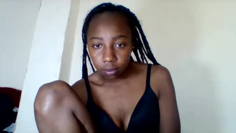kalyssia_belle online show from July 29, 10:21 pm
