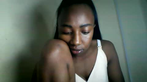 kalyssia_belle online show from July 8, 2:30 pm