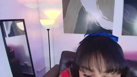 kami online show from February 4, 1:03 pm